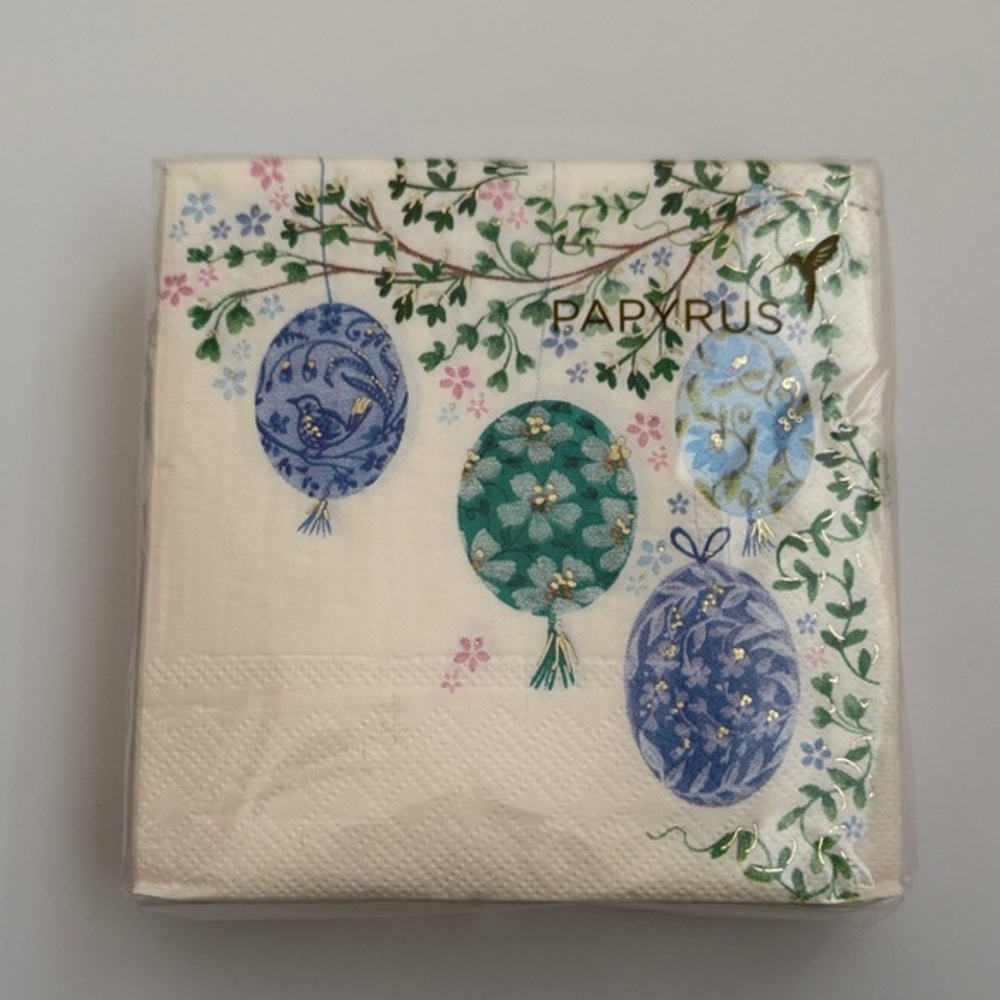 Papyrus nwt Blue and Green Easter Egg Balloon Napkins